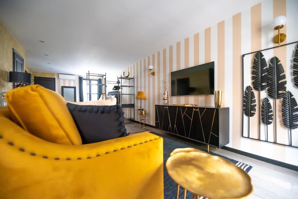 Monsieur Montmartre - Moulin Rouge Residence Paris Extérieur photo