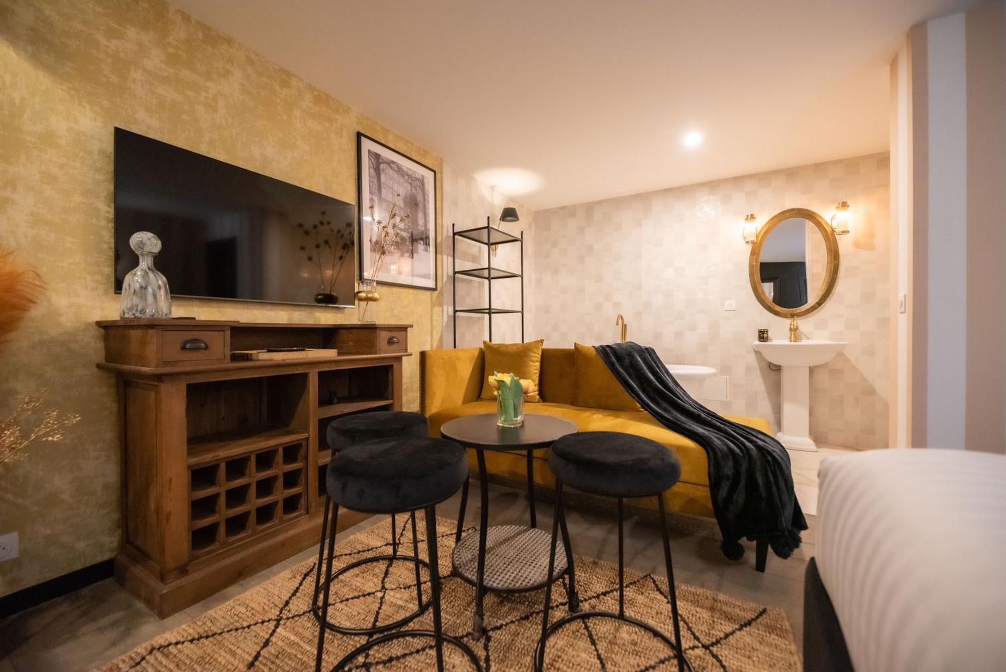 Monsieur Montmartre - Moulin Rouge Residence Paris Extérieur photo